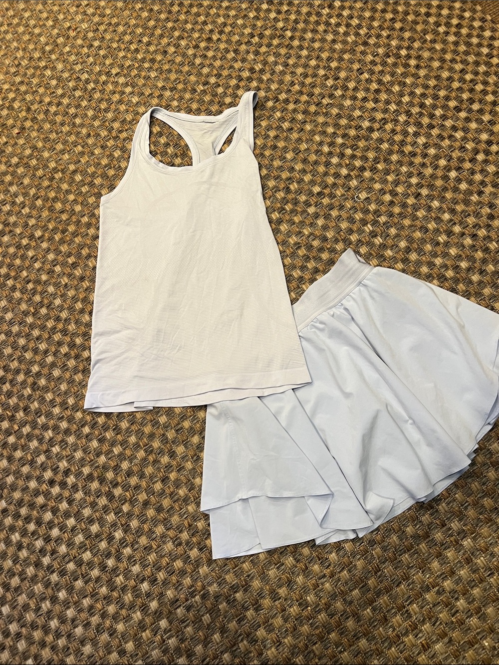Lululemon med matching skort set